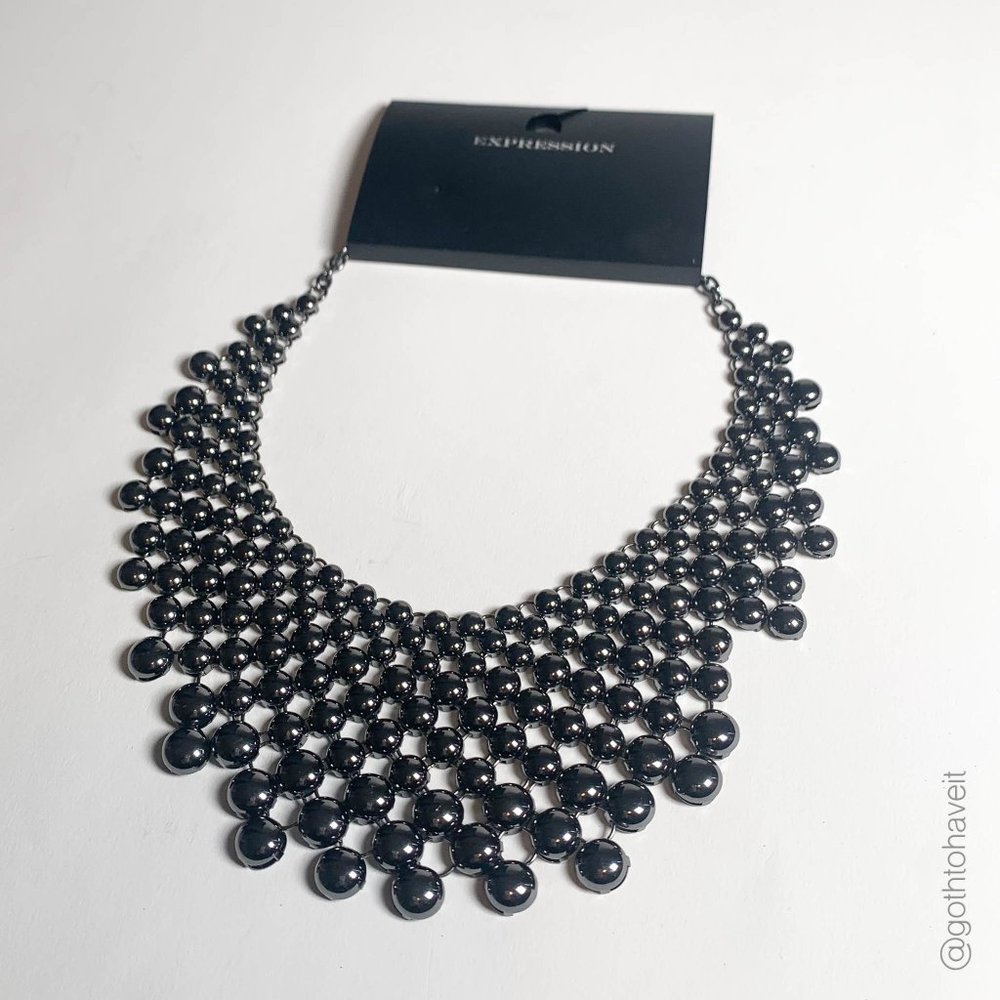 Expression Black Statement Necklace - Picture 2 of 5